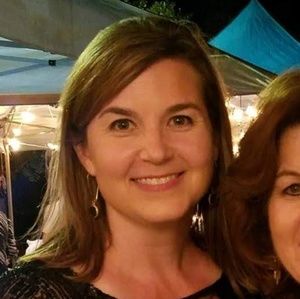 Meet your Posher, Alicia